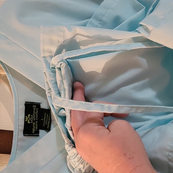 Scrub set - Picture 4 of 5